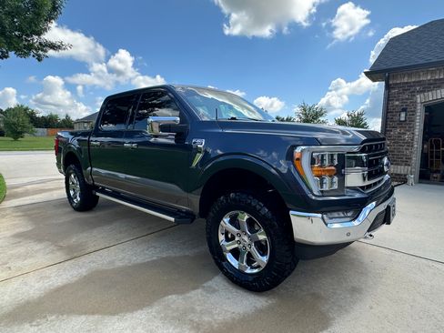 Used 2022 Ford F150 Lariat image 4