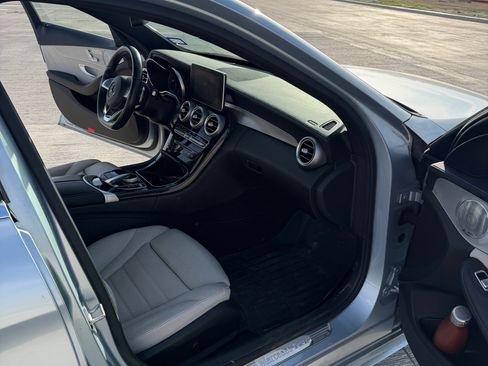 Used 2015 Mercedes-Benz C 400 4MATIC image 13