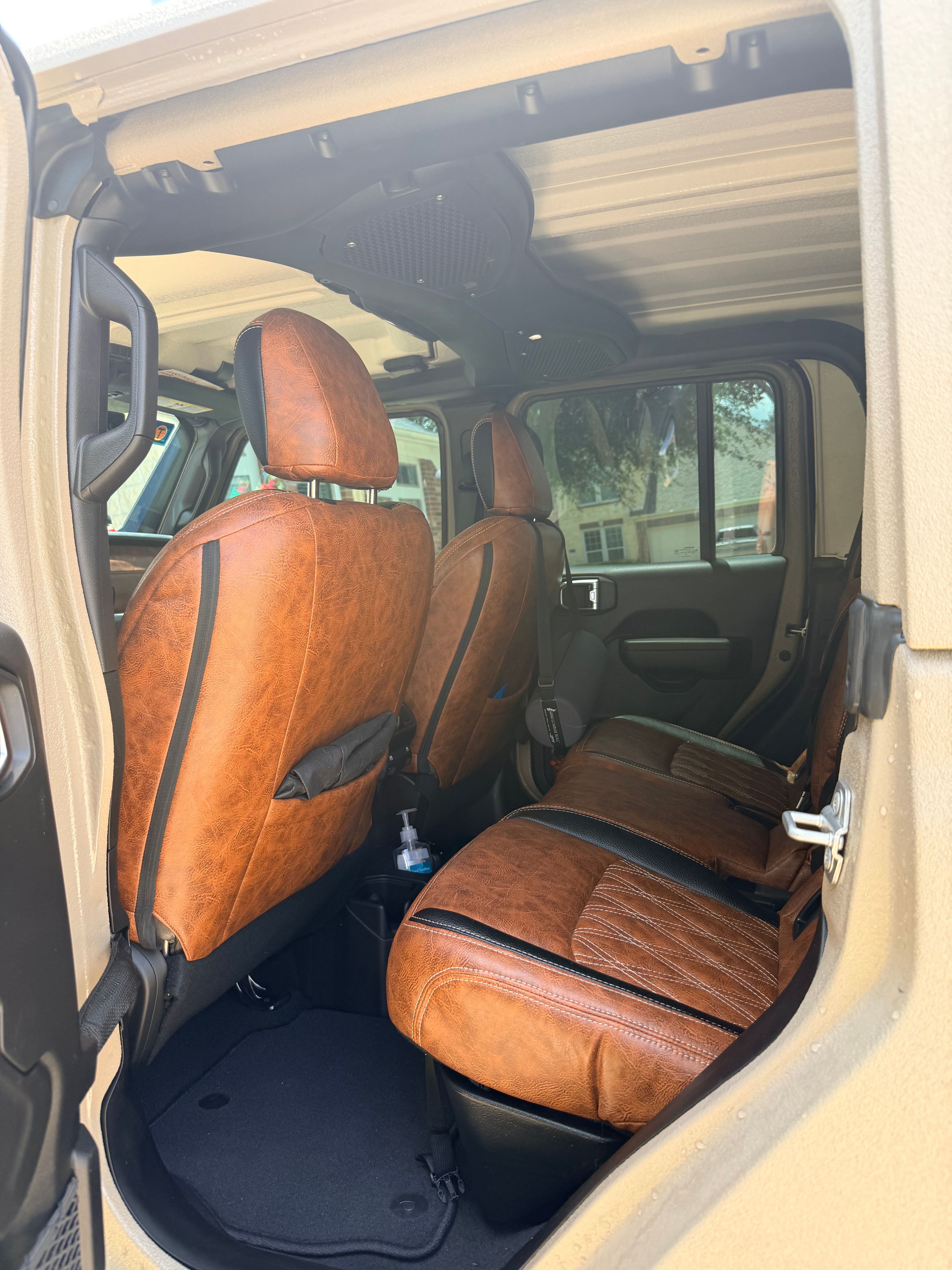 Used 2025 Jeep Gladiator Sport AWD/4WD image 12