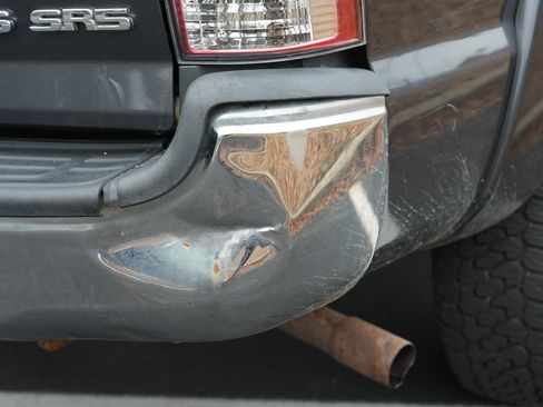 Used 2012 Toyota Tacoma 4x4 Double Cab w/ SR5 Pkg image 26