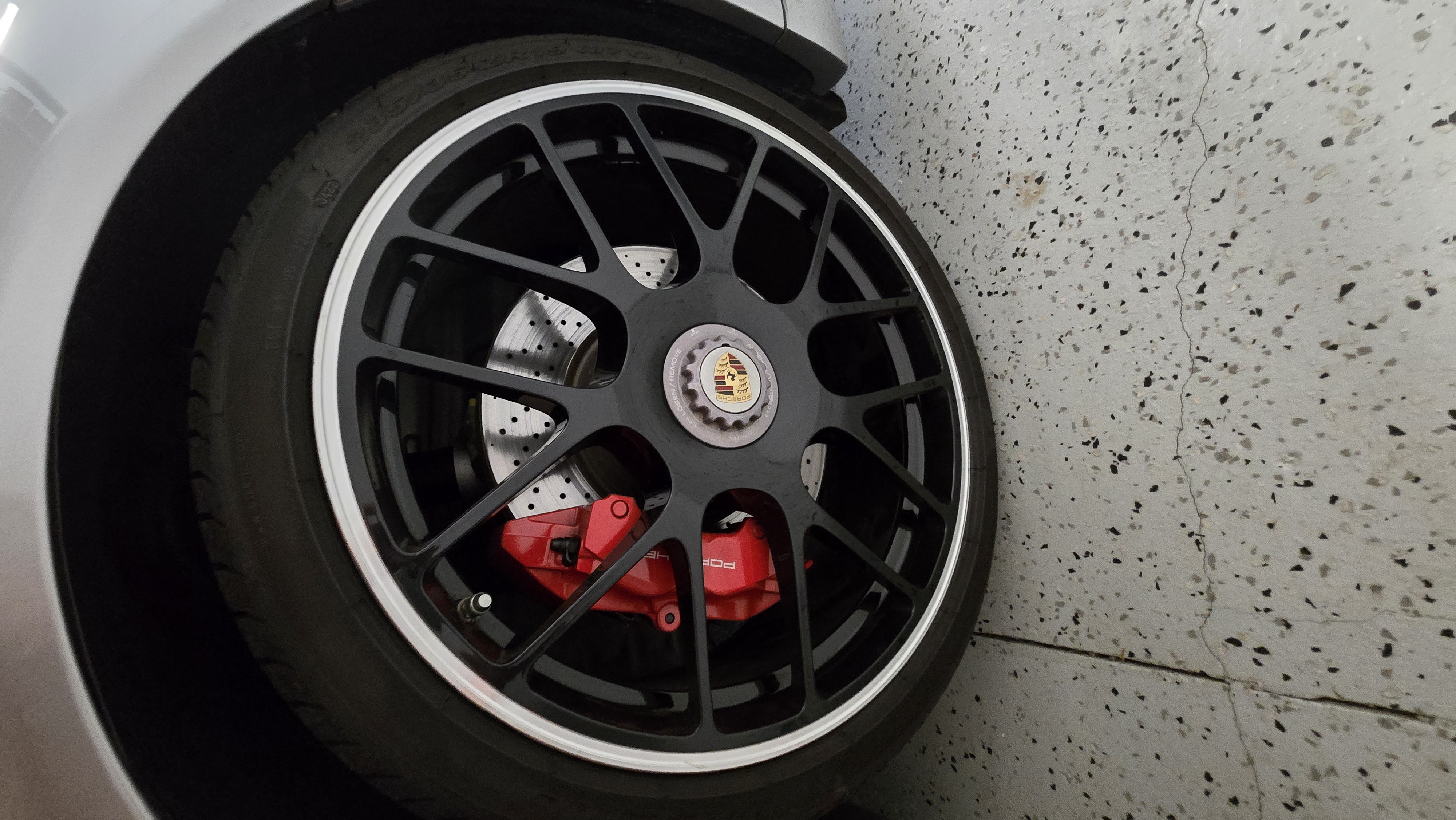 Used 2011 Porsche 911 Carrera GTS RWD image 27