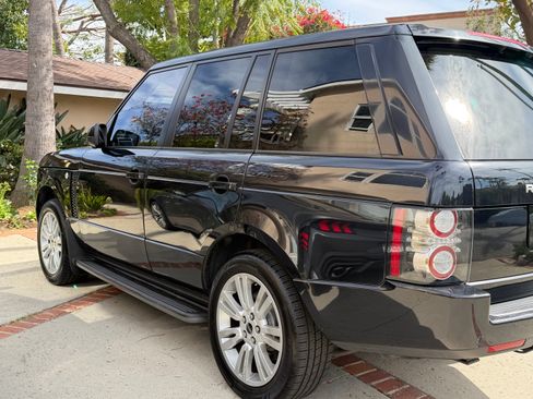 Used 2012 Land Rover Range Rover HSE LUX image 10