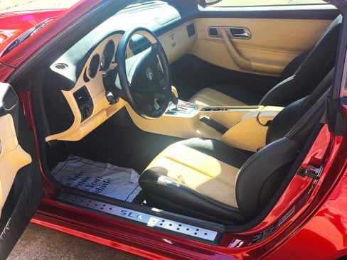 Used 2001 Mercedes-Benz SLK 230 image 8