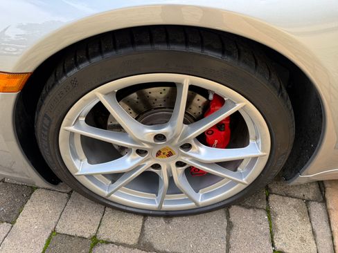 Used 2017 Porsche 911 Carrera S image 11