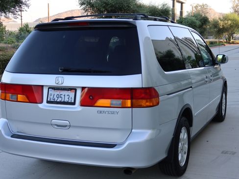 Used 2002 Honda Odyssey EX image 9