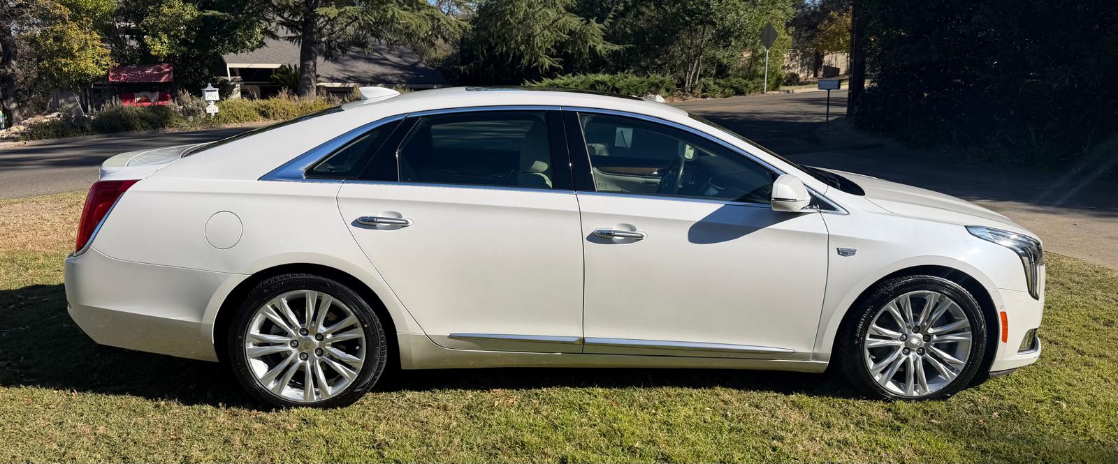Used 2019 Cadillac XTS Luxury w/ Driver Awareness Package FWD image 1