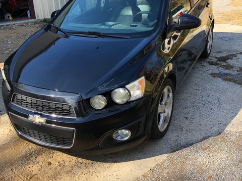 Used 2015 Chevrolet Sonic LTZ image 1