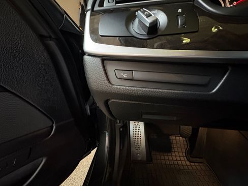 Used 2015 BMW M5 RWD image 17