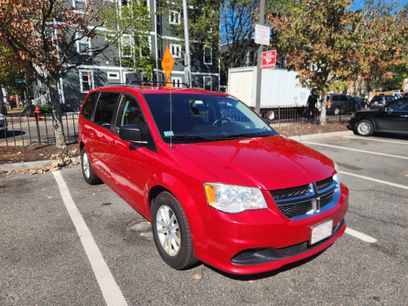 Used 2015 Dodge Grand Caravan SXT w/ Quick Order Package 29G SXT