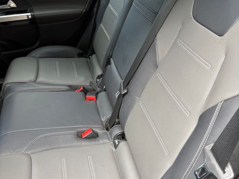 Used 2020 Mercedes-Benz GLB 250 4MATIC image 19
