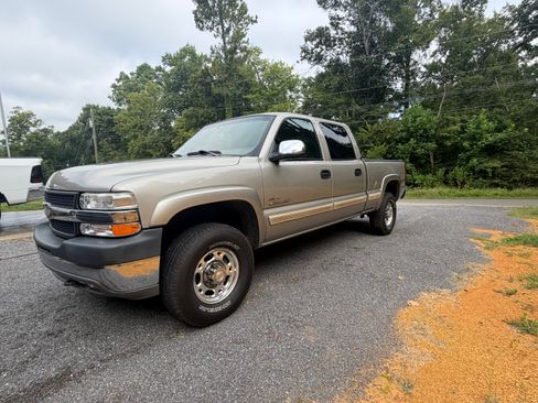 Used 2002 Chevrolet Silverado 2500 LS w/ Electrical Convenience Pkg AWD/4WD image 5