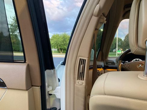 Used 2013 Mercedes-Benz S 550 4MATIC image 14