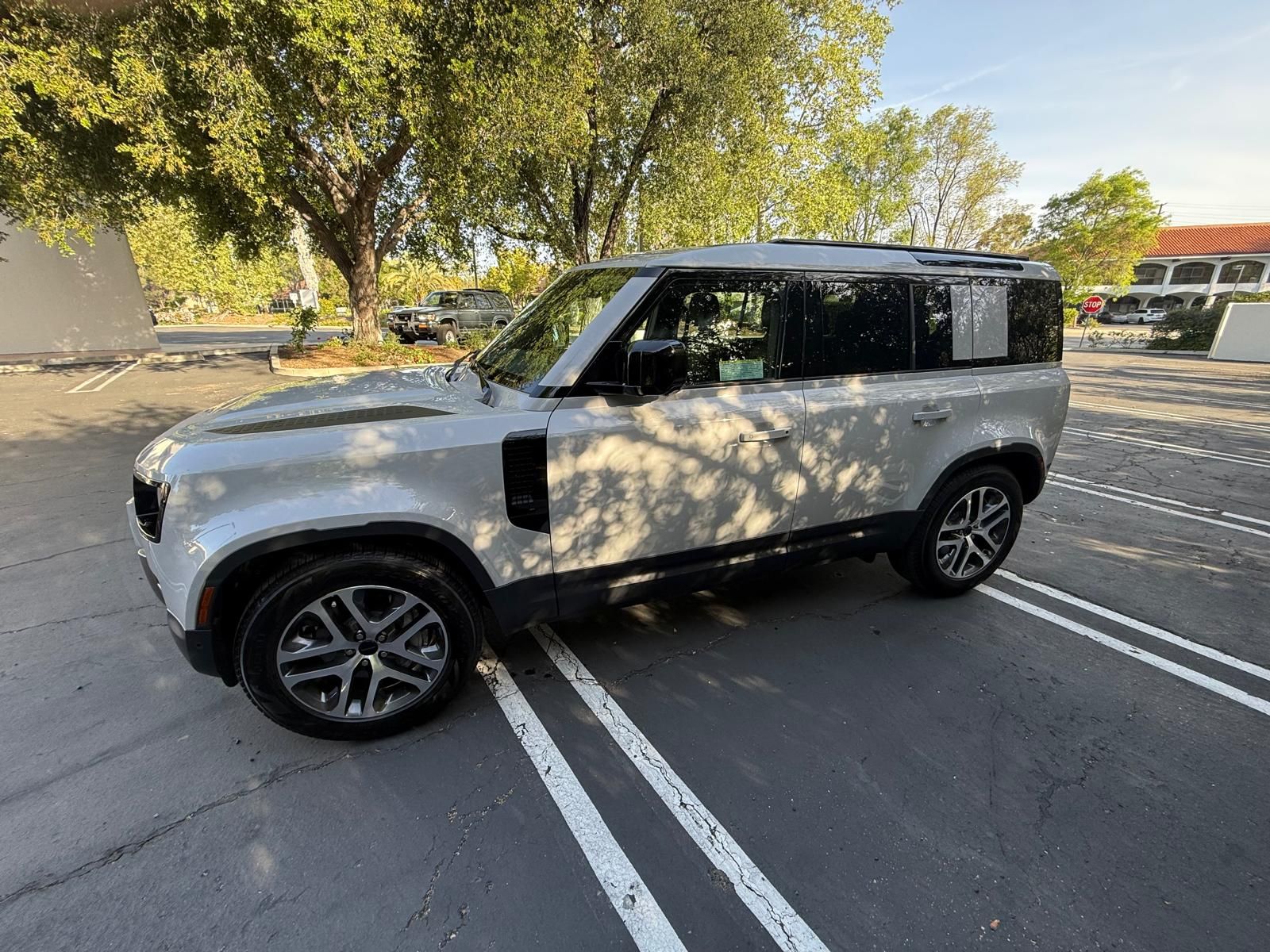 Used 2026 Land Rover Defender 110 S AWD/4WD image 9