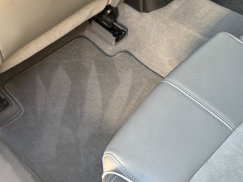 Used 2015 Chevrolet Impala LT image 14