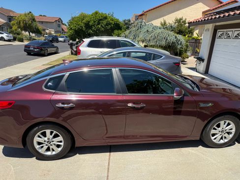 Used 2018 Kia Optima LX FWD image 5