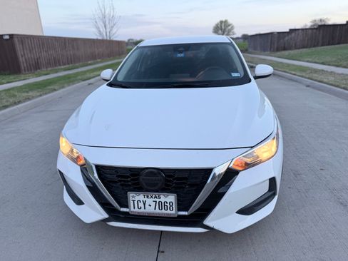 Used 2022 Nissan Sentra S image 2