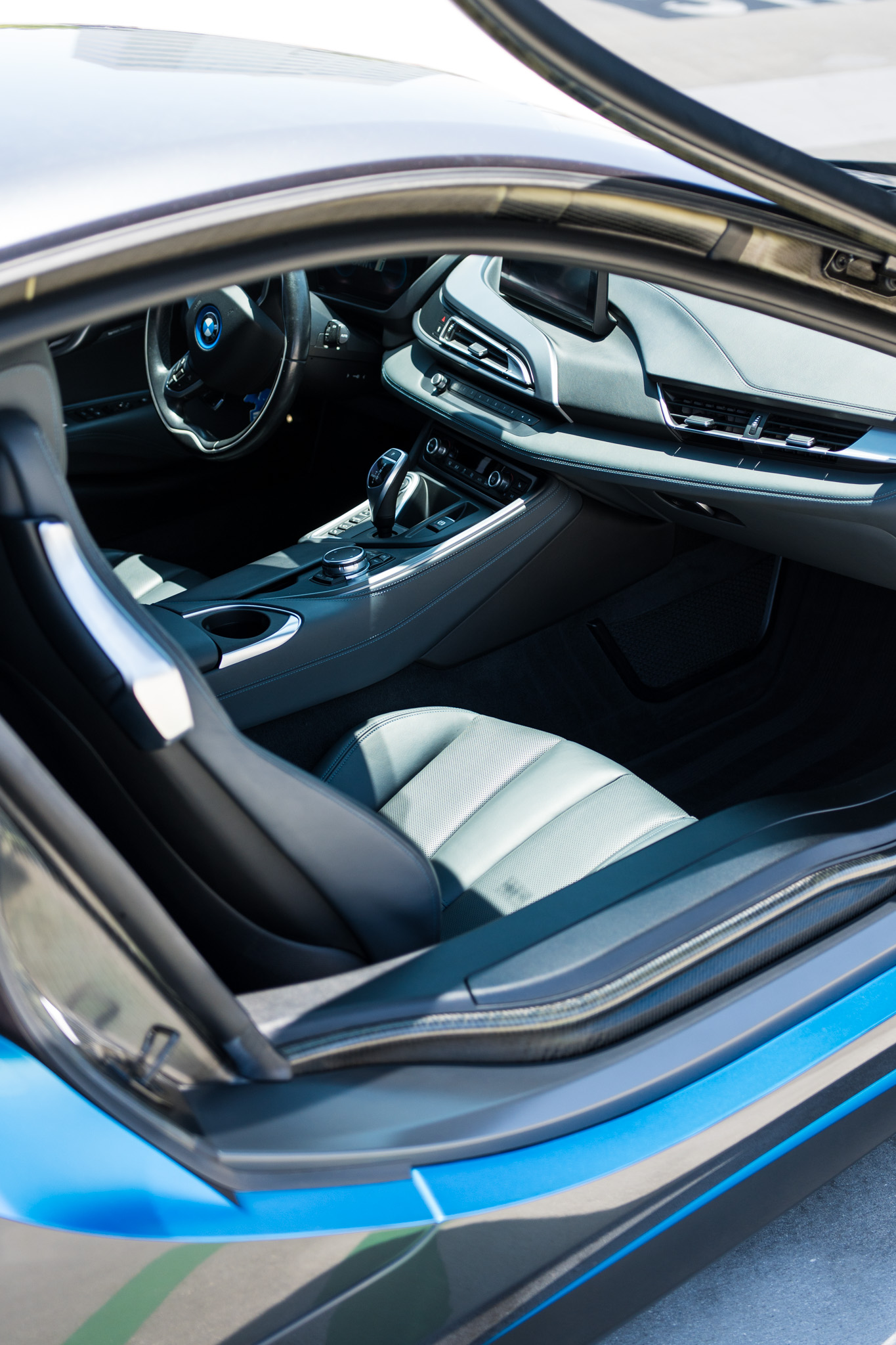Used 2016 BMW i8 AWD/4WD image 15