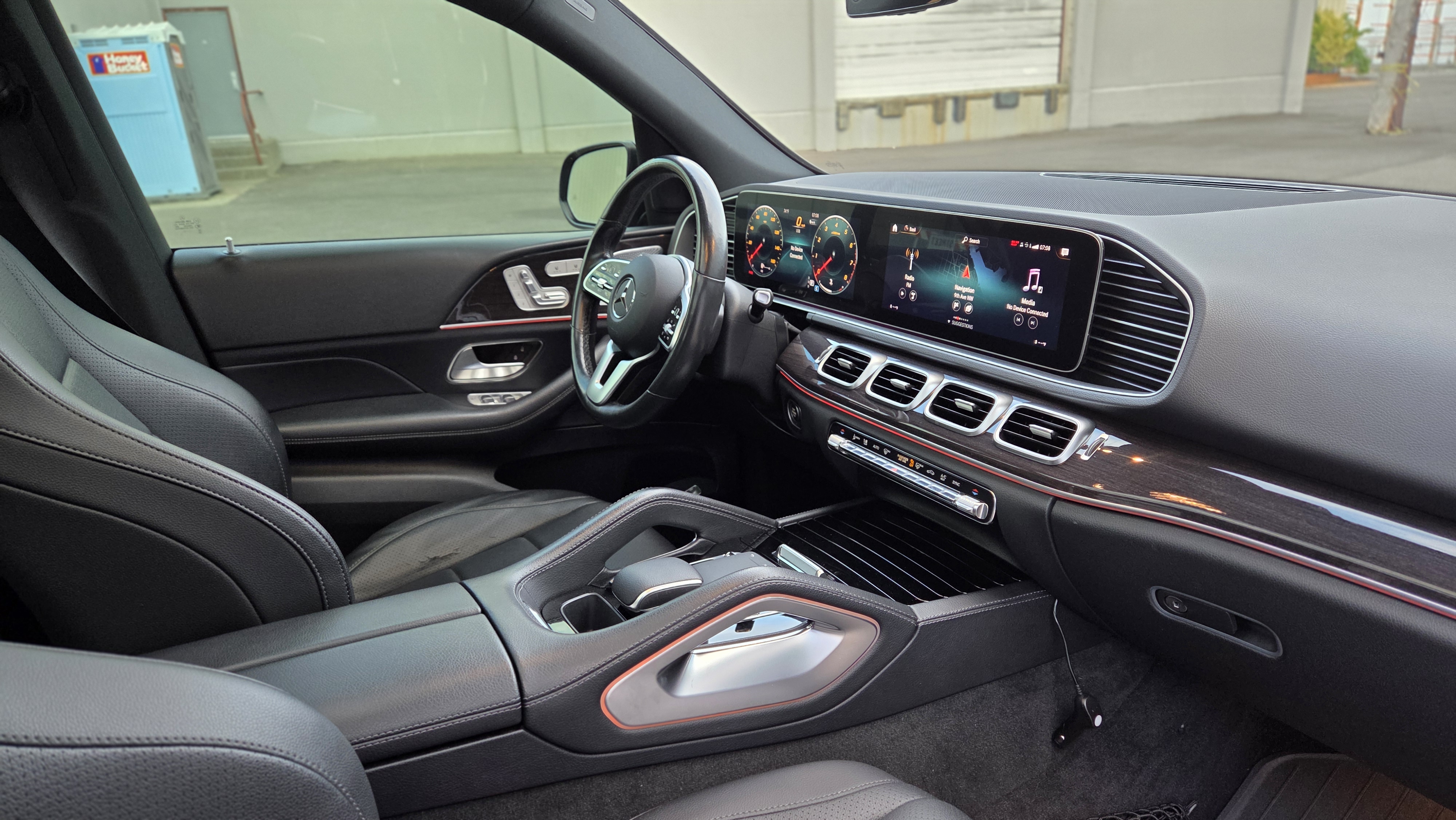 Used 2020 Mercedes-Benz GLE 350 4MATIC image 5