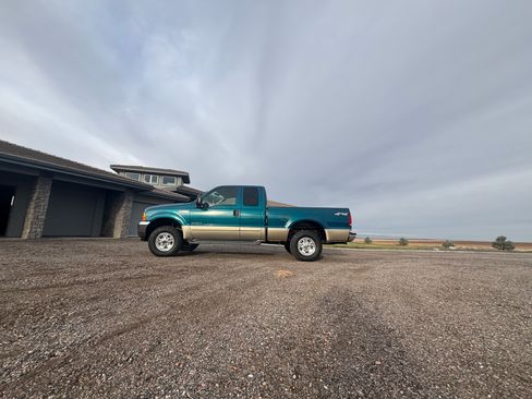 Used 2001 Ford F250 4x4 SuperCab Super Duty image 8