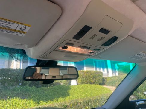 Used 2010 Land Rover Range Rover Supercharged image 14