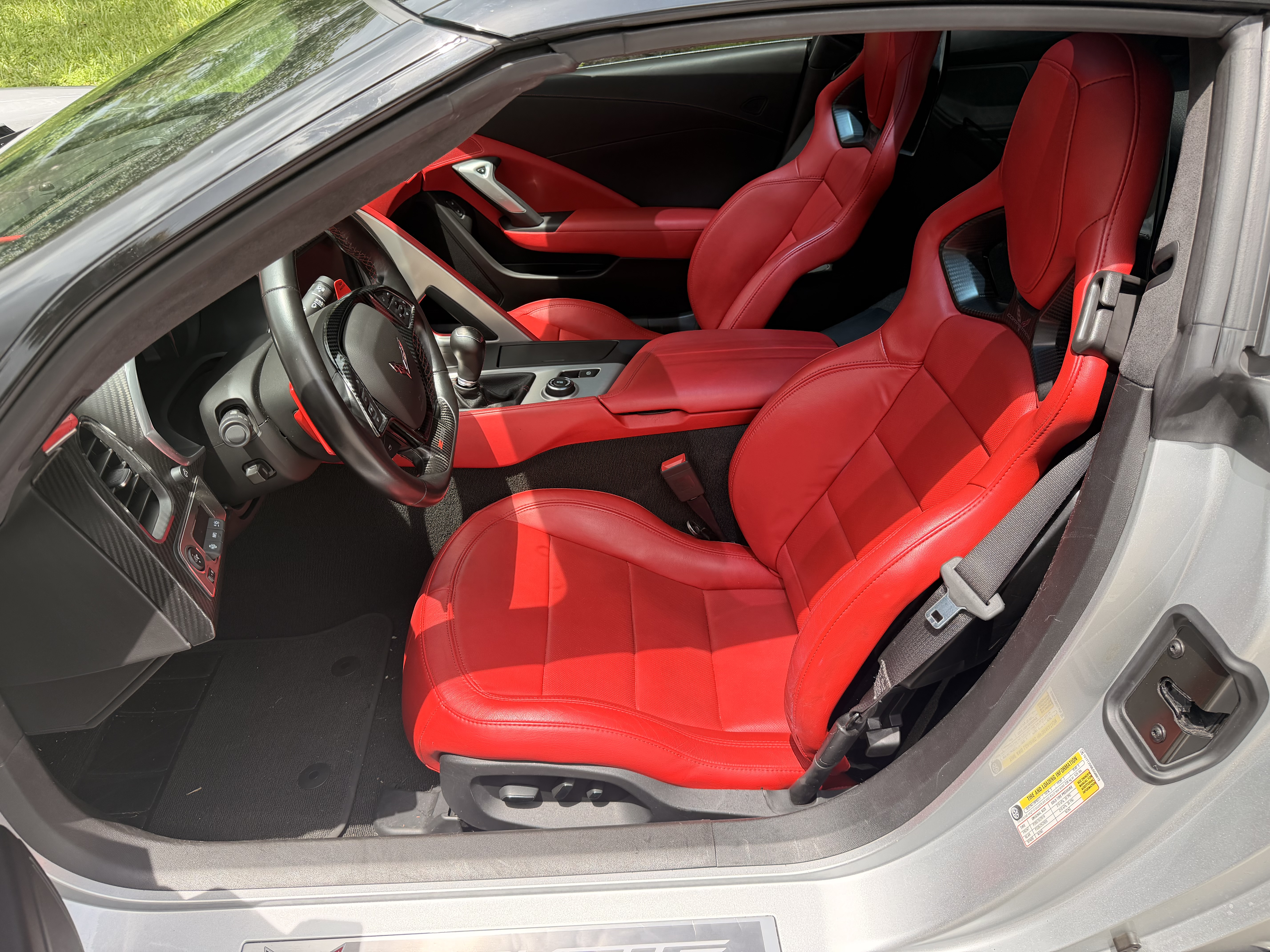 Used 2018 Chevrolet Corvette Z06 RWD image 8