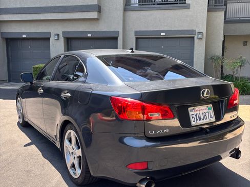 Used 2007 Lexus IS 350 w/ X Pkg w/ Sunroof RWD image 4