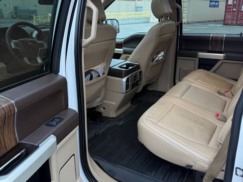 Used 2020 Ford F150 Lariat w/ Equipment Group 502A Luxury image 13