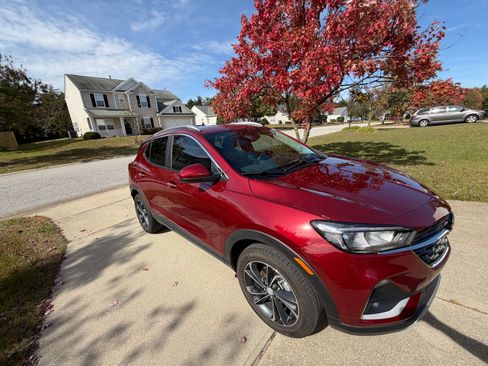 Used 2023 Buick Encore GX Select image 2