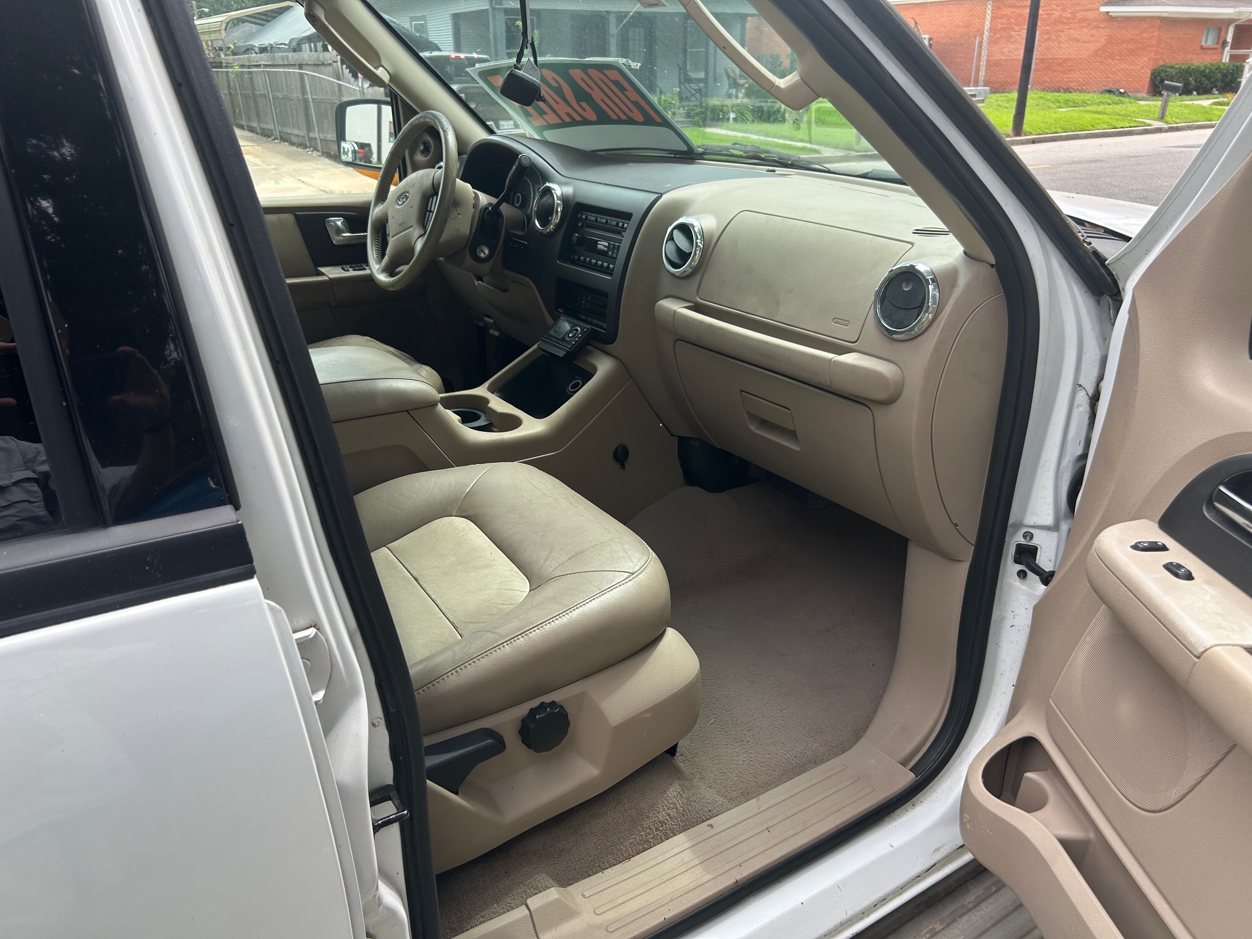 Used 2006 Ford Expedition Eddie Bauer RWD image 1