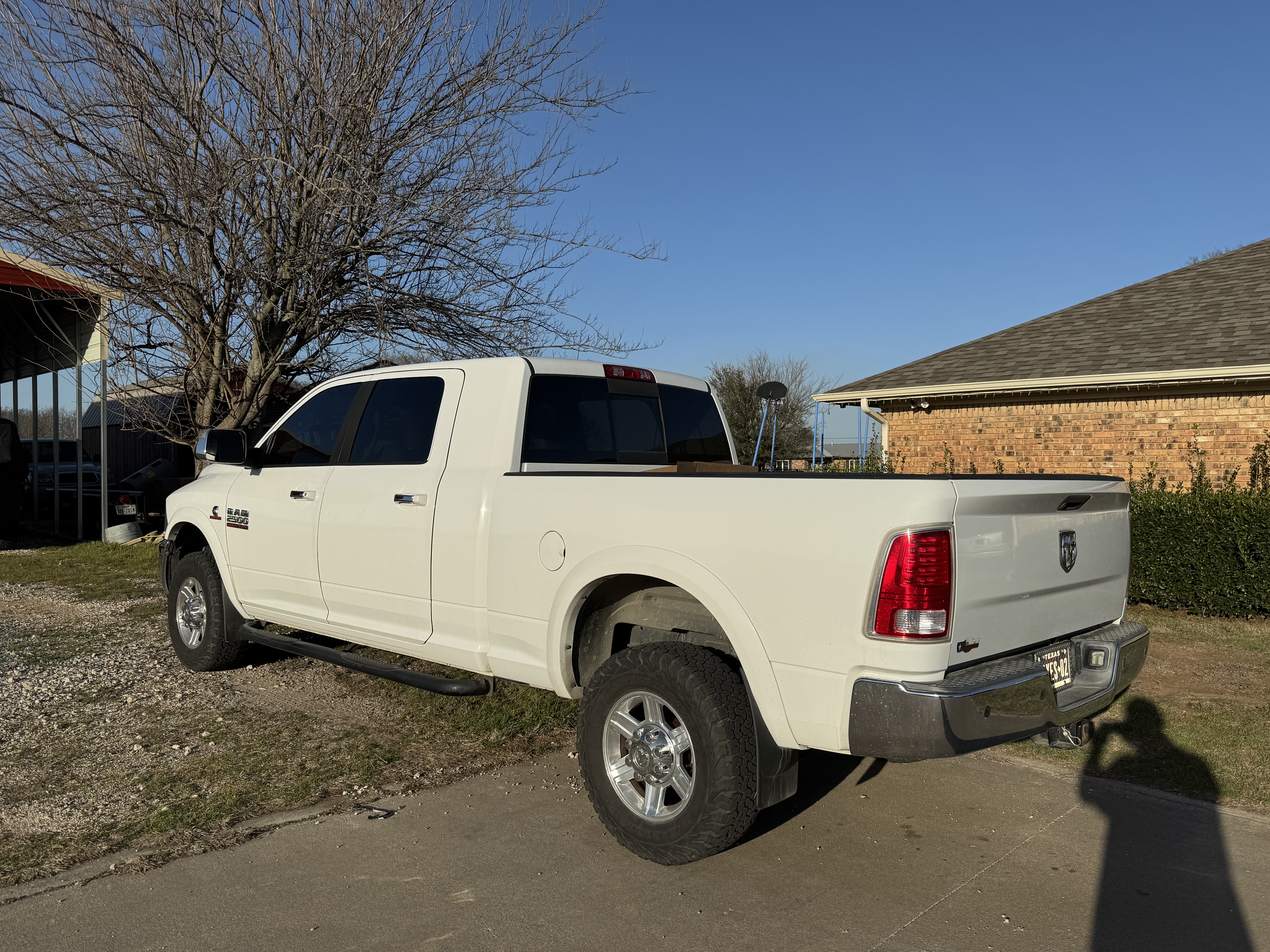 Used 2013 RAM 2500 Laramie w/ Convenience Group AWD/4WD image 4