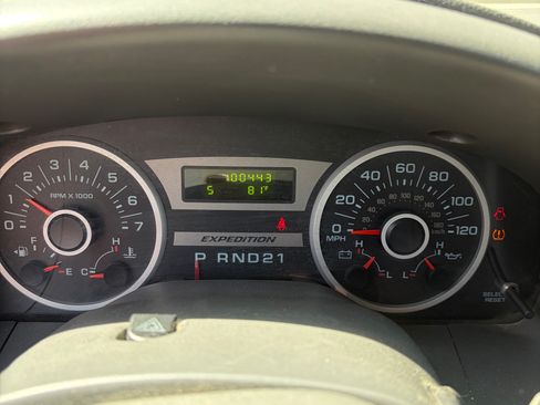 Used 2006 Ford Expedition XLT RWD image 8