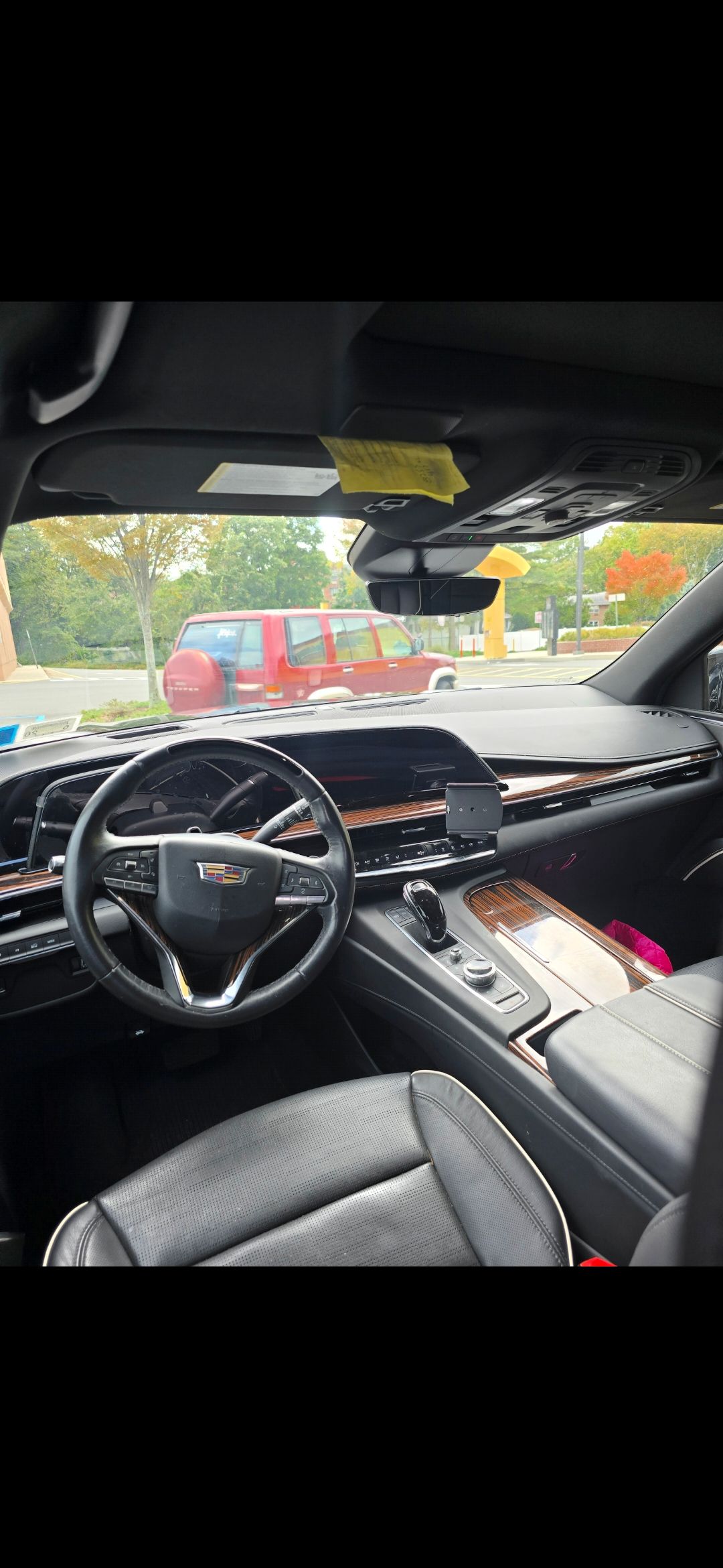 Used 2023 Cadillac Escalade ESV Premium Luxury w/ LPO, Floor Liner Package AWD/4WD image 14