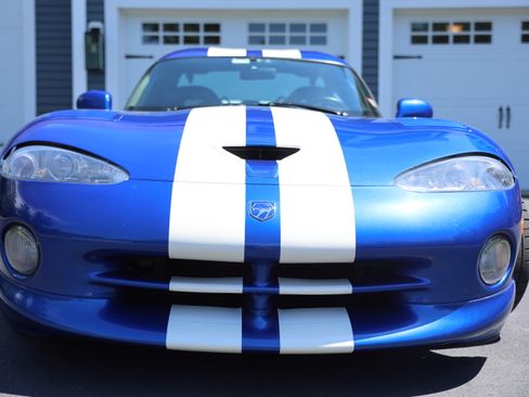 Used 1996 Dodge Viper GTS RWD image 6