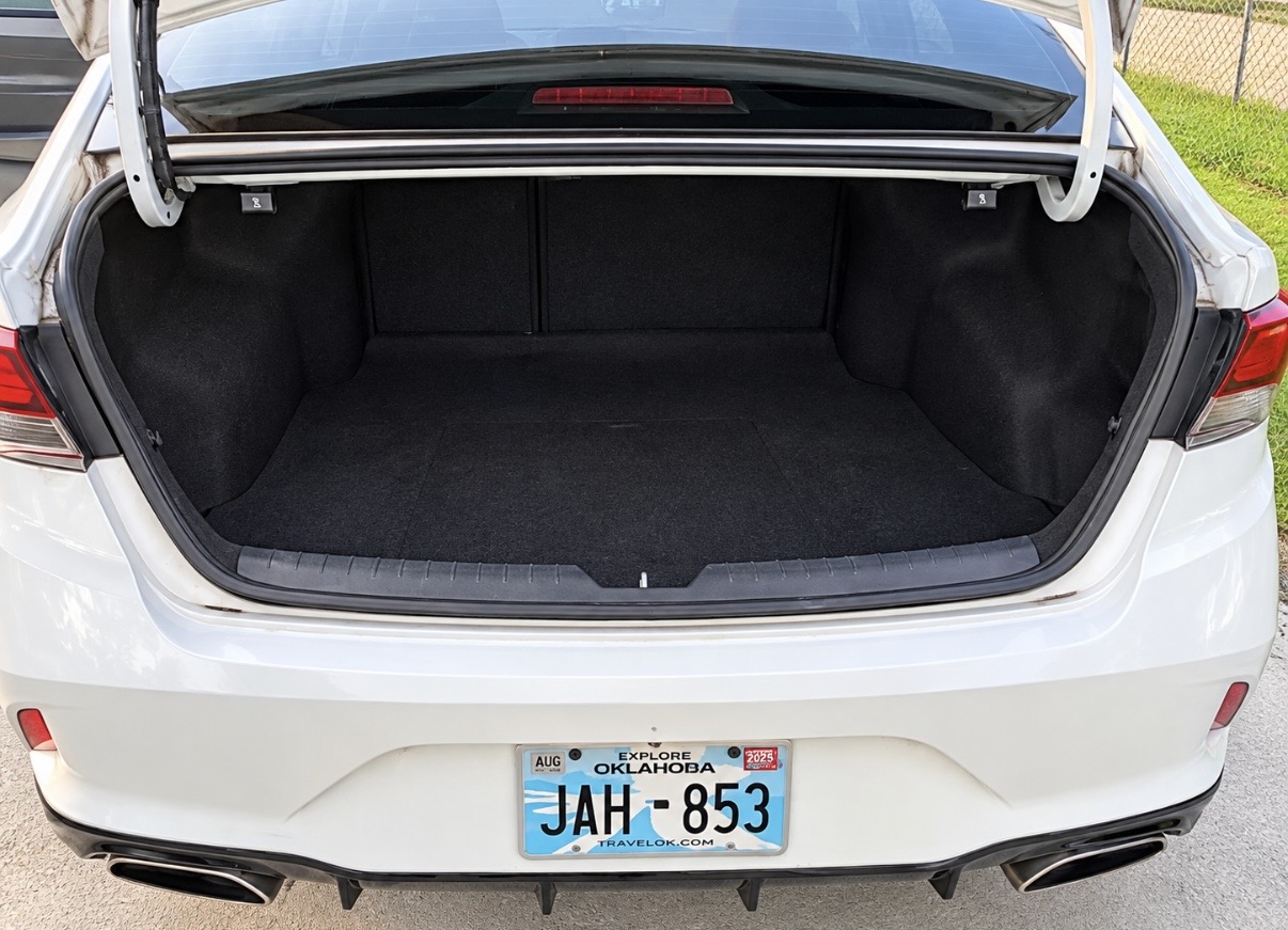Used 2018 Hyundai Sonata Sport FWD image 2