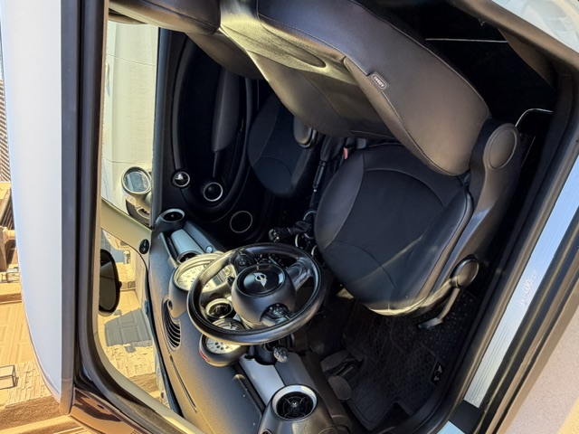 Used 2012 MINI Cooper Hardtop FWD image 9