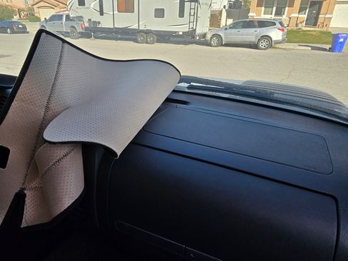 Used 2013 Chevrolet Silverado 2500 LT w/ Interior Plus Package image 22