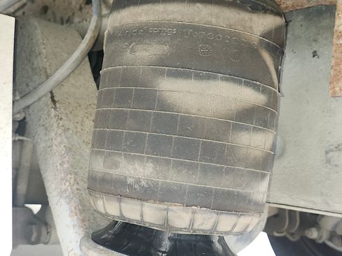 Used 1999 Ford F550 2WD Crew Cab Super Duty image 28