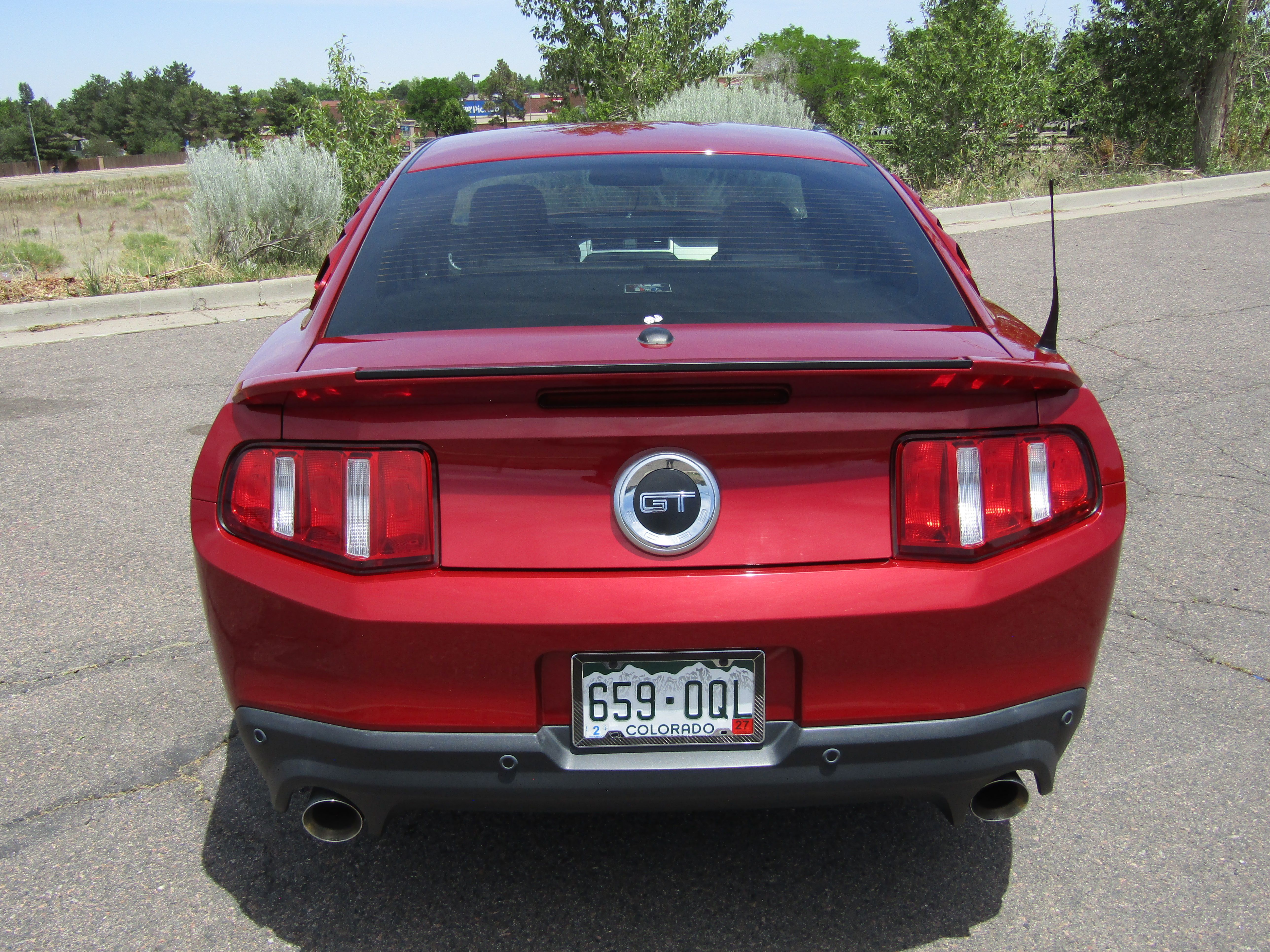 Used 2012 Ford Mustang GT Premium w/ Security Pkg RWD image 8