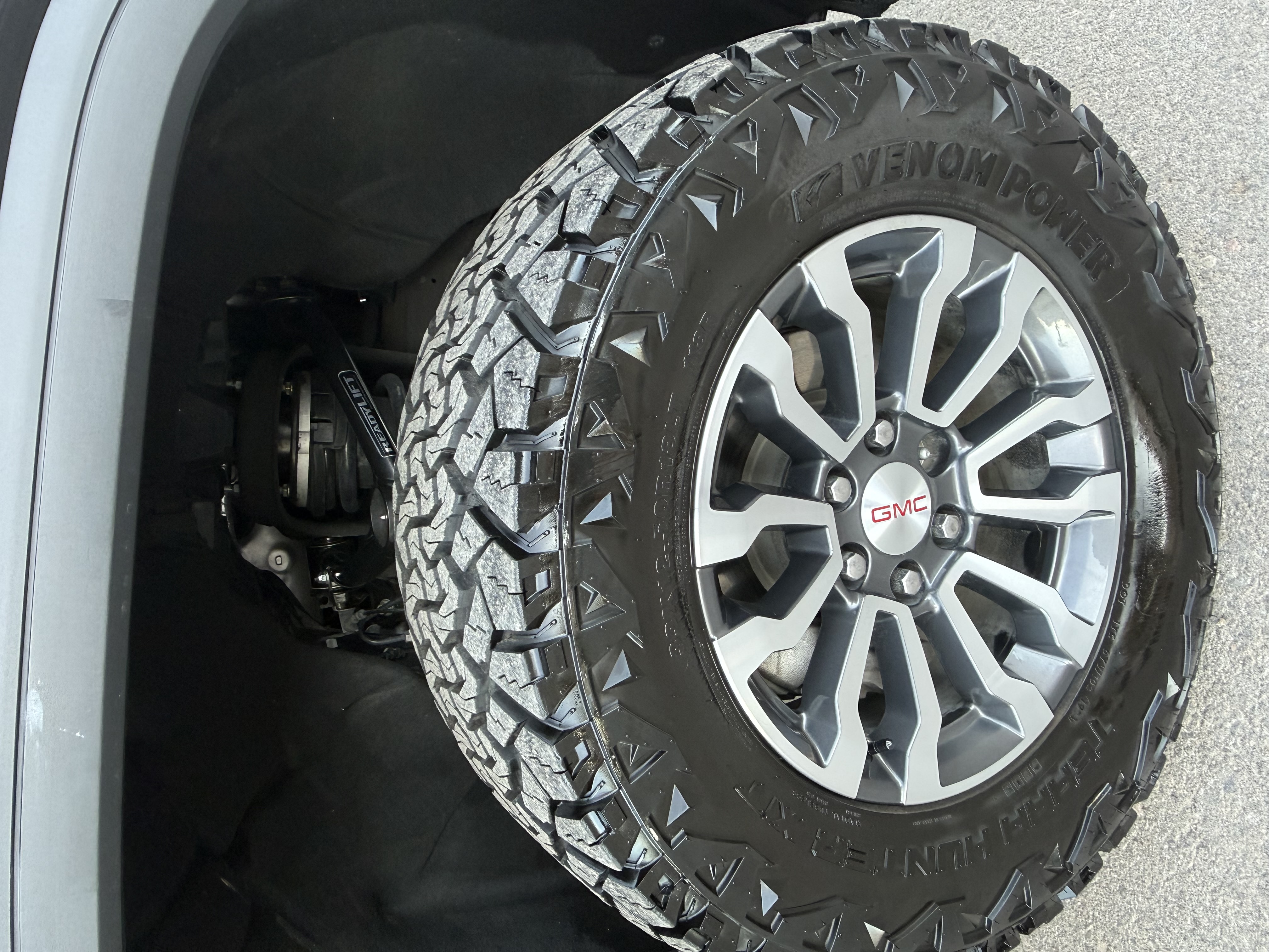 Used 2023 GMC Sierra 1500 Elevation AWD/4WD image 5