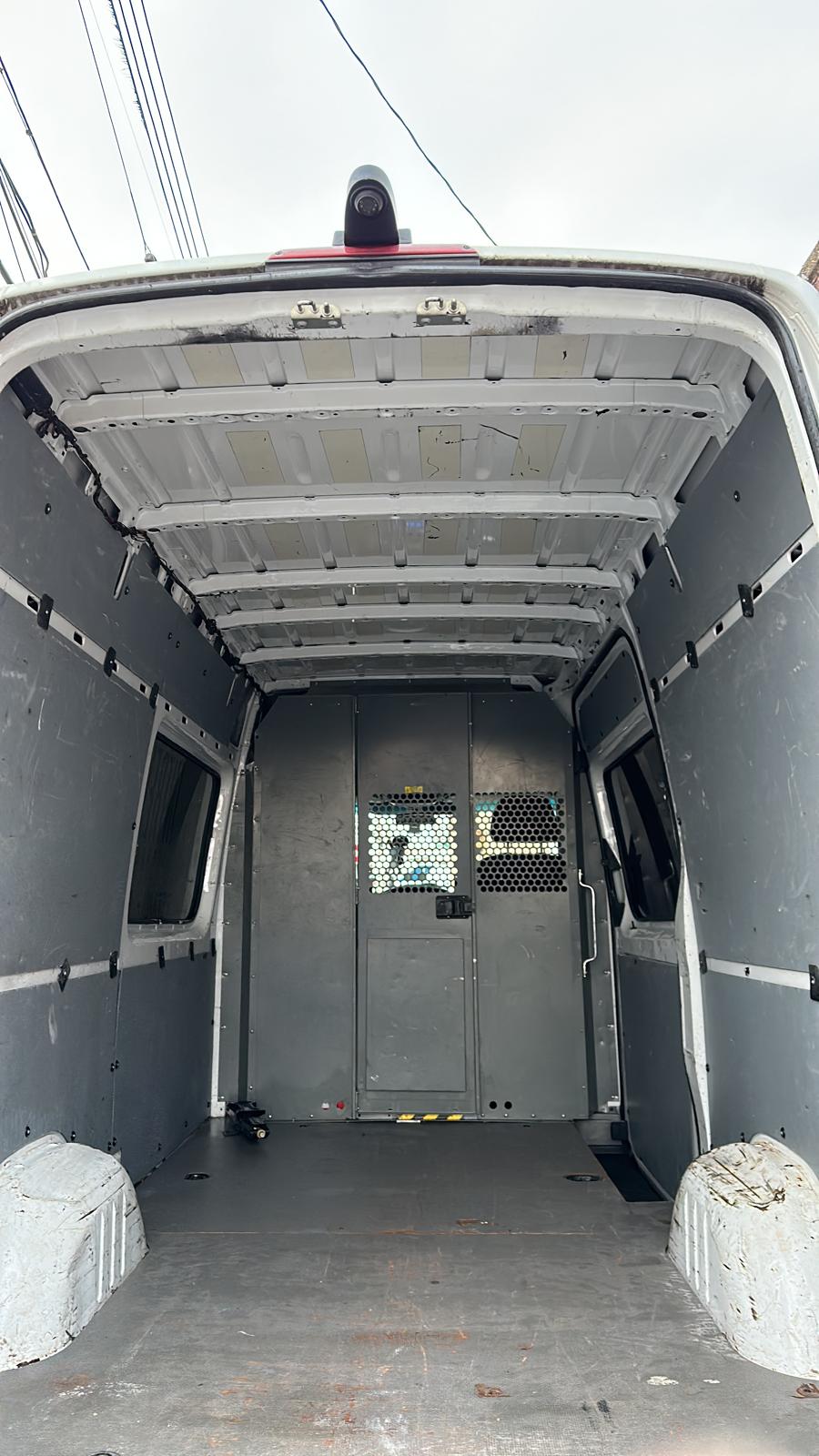 Used 2011 Mercedes-Benz Sprinter 2500 image 9