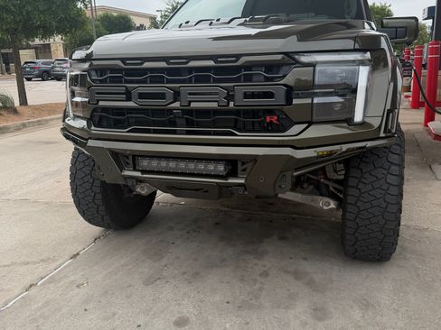 Used 2025 Ford F150 Raptor w/ Equipment Group 803A Raptor R AWD/4WD image 4