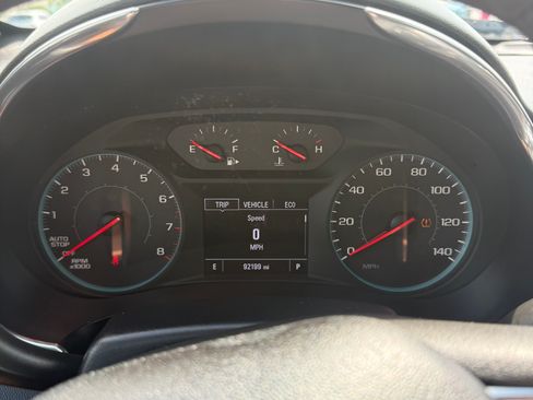 Used 2019 Chevrolet Malibu LT FWD image 10
