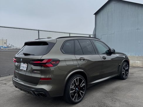 Used 2025 BMW X5 M60i w/ Climate Comfort Package image 4