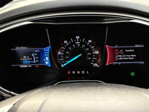 Used 2014 Ford Fusion SE w/ Equipment Group 502A FWD image 18
