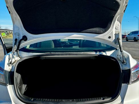 Used 2013 MAZDA MAZDA3 i Sport image 10