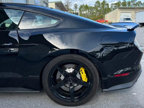 Used 2017 Ford Mustang Shelby GT350 w/ Electronics Package image 5