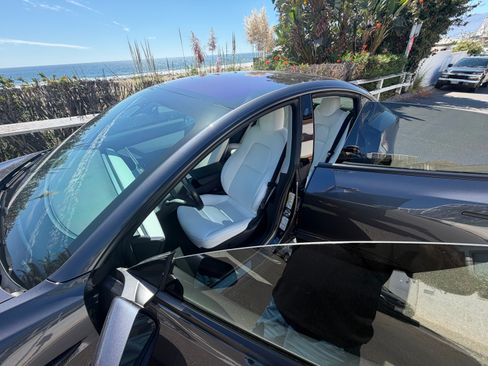 Used 2018 Tesla Model 3 Long Range AWD/4WD image 5