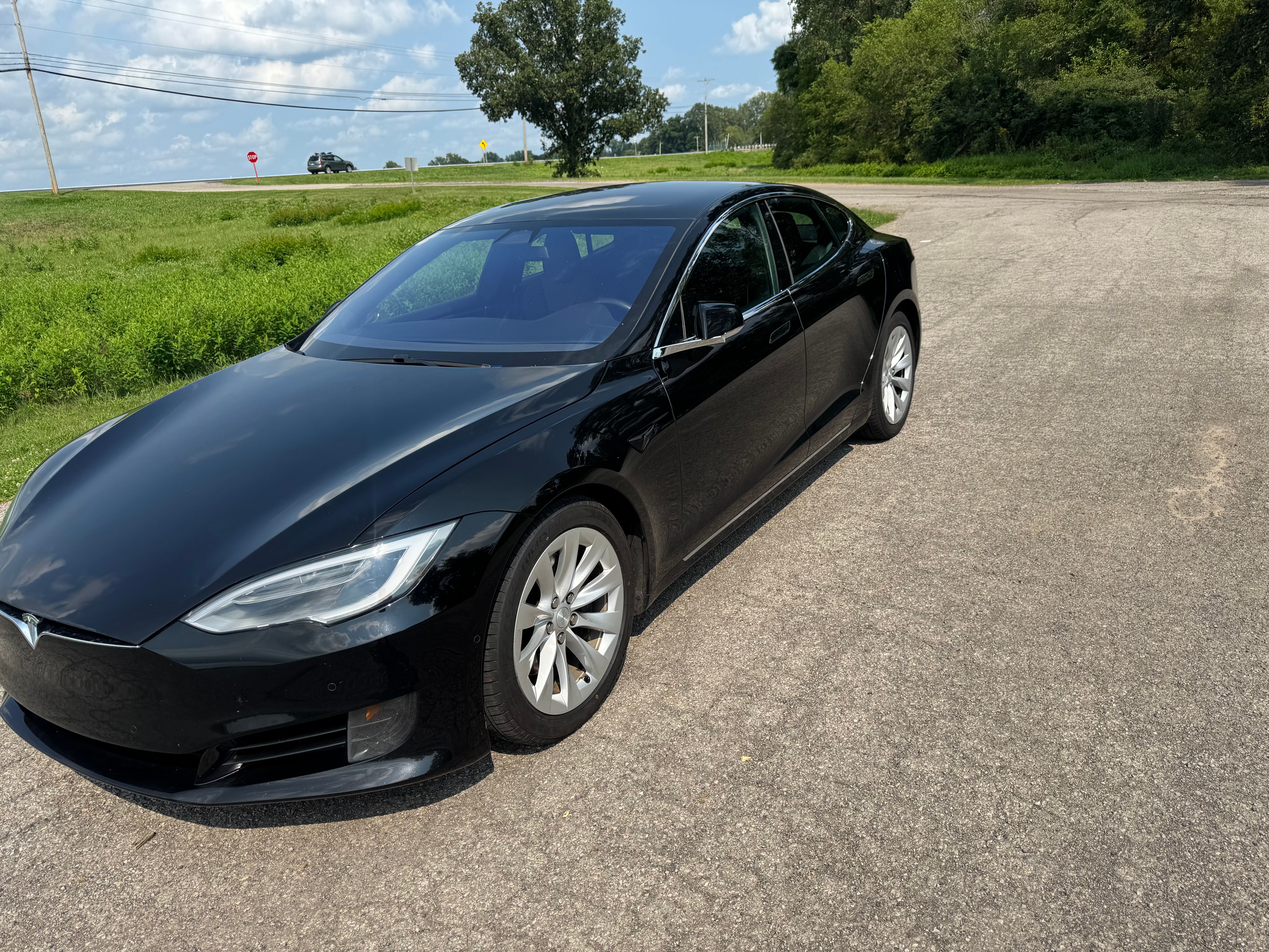 Used 2017 Tesla Model S 100D AWD/4WD image 10