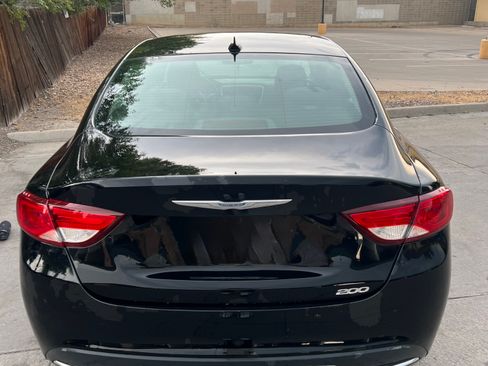 Used 2016 Chrysler 200 Limited w/ Anniversary Edition image 5