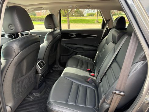Used 2020 Kia Sorento EX AWD/4WD image 8